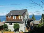 Seattle 3 bedroom house, mountain and beach view close to beach