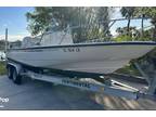 2002 Boston Whaler 220 Dauntless