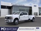 2024 Ford F-450 White, 19 miles