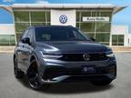 2023 Volkswagen Tiguan SE R-Line Black