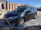 2017 Chrysler Pacifica Hybrid Premium Minivan 4D