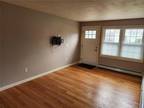 Flat For Rent In Bristol, Rhode Island