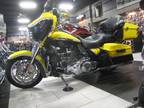 2012 Harley Davidson FLHTCUSE perfect !