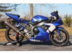 2002 Yamaha YZF R1 - MINT! ALL ORIGINAL BLUE & WHITE YAMAHA RACING COLORS