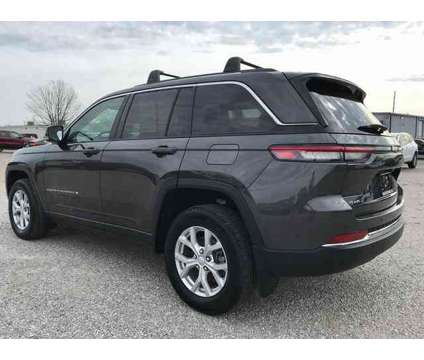 2023 Jeep Grand Cherokee Limited is a Grey 2023 Jeep grand cherokee Limited SUV in Vandalia IL