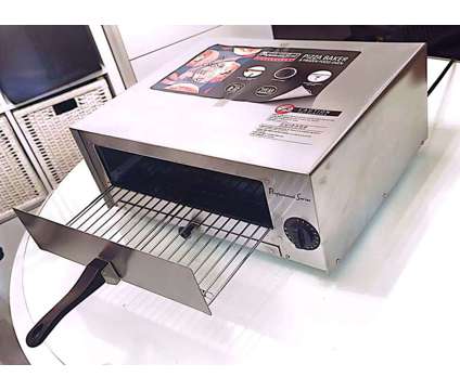 Residential-Grade Outdoor Pizza Oven: Perfect for Gatherings is a Cooktops, Ovens &amp; Ranges for Sale in Montreal QC