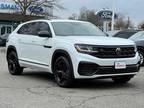 2023 Volkswagen Atlas Cross Sport 2.0T SEL R-Line Black