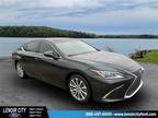 2019 Lexus ES 350 Luxury