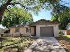 10820 Airview Dr, Tampa, FL 33625