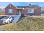 1300 Butter Ln, Reading, PA 19606