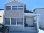 864 W 39th Pl, Hialeah, FL 33012