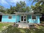 9428 Six Mile Creek Rd, Tampa, FL 33610