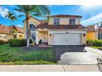 8942 Lake Park Cir S, Davie, FL 33328