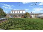 462 Woodview Rd, West Grove, PA 19390