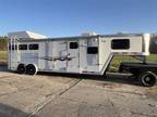 2004 Cimarron Norstar 3 horses