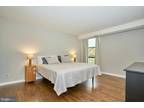 Condo For Sale In Arlington, Virginia