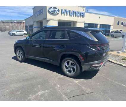 2022 Hyundai Tucson SEL is a Black 2022 Hyundai Tucson SUV in Bangor ME