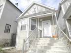 2744 N Kenmore Ave Chicago, IL