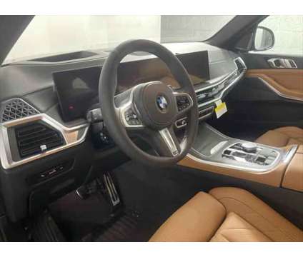 2025 BMW X5 xDrive40i is a Green 2025 BMW X5 4.6is SUV in Freeport NY