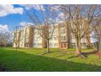 2 bed flat for sale in Dunstable Road, LU4, Luton