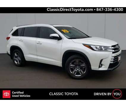 2019 Toyota Highlander Limited is a White 2019 Toyota Highlander Limited Car for Sale in Waukegan IL