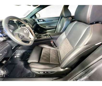 2023 Nissan Maxima SR is a 2023 Nissan Maxima Car for Sale in Tampa FL