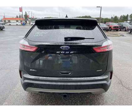 2024 Ford Edge SEL is a Green 2024 Ford Edge SEL Car for Sale in Traverse City MI