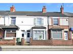 3 bedroom terraced house for sale in Ladysmith Road, Grimsby, DN32
