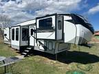 2022 Coachman by Forest River CHAPARRAL M-344 FL 42ft