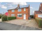 Laughton Way, Lincoln, Lincolnshire, LN2 2 bed semi-detached house for sale -