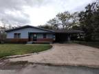 Single Family Residence - Pascagoula, MS 1704 Smith Ave