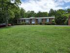Home For Sale In Hendersonville, Tennessee