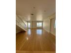 Los Angeles, Beautiful 3 bedroom 2.5 bathroom condominium