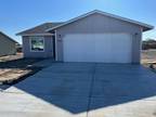 1321 W Polo Ridge Dr Moses Lake, WA