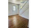 Glen Cove Apartment for Rent/New Kitchen/Hardwood Floors