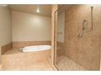 Condo For Sale In Portland, Oregon