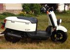 $1,400 2008 Yamaha C3 49 cc Scooter Excellent Condition