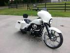 2012 Harley-Davidson Touring Street Glide Utlra Classic Custom