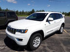 2019 Jeep grand cherokee White, 28K miles