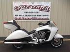 2014 Victory Vision Tour White Metallic