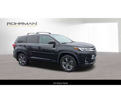 2018 Toyota Highlander Hybrid Limited Platinum is a Black 2018 Toyota Highlander Hybrid Limited Platinum Hybrid in Fort Wayne IN