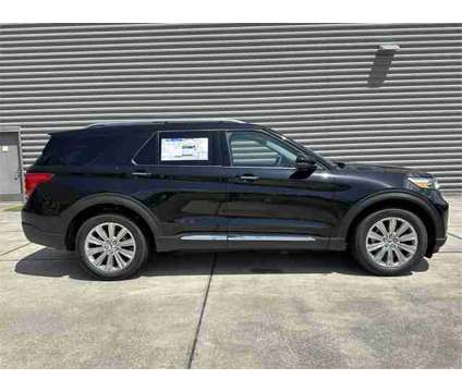 2024 Ford Explorer Limited is a Black 2024 Ford Explorer Limited SUV in Gainesville FL