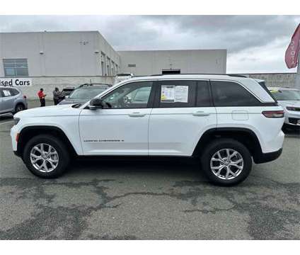 2022 Jeep Grand Cherokee Limited is a White 2022 Jeep grand cherokee Limited SUV in Springfield VA