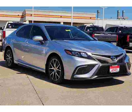 2024 Toyota Camry SE is a Silver 2024 Toyota Camry SE Sedan in Katy TX