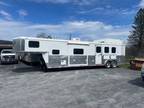 Bison 3 horse trailer w living quarters