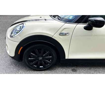 2021 MINI Hardtop Cooper S is a White 2021 Mini Hardtop Cooper Hatchback in Bay Shore NY