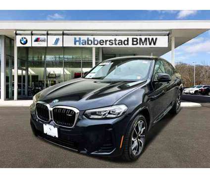 2022 BMW X4 M40i is a Black 2022 BMW X4 M40i SUV in Bay Shore NY