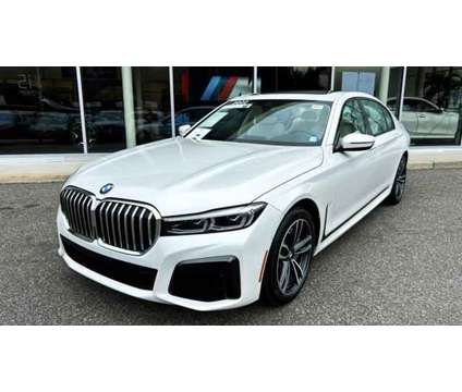 2022 BMW 7 Series i xDrive is a White 2022 BMW 7-Series Sedan in Bay Shore NY