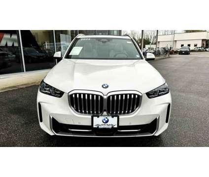 2024 BMW X5 xDrive40i is a White 2024 BMW X5 4.6is SUV in Bay Shore NY
