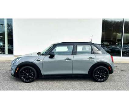 2021 MINI Hardtop Cooper is a Grey 2021 Mini Hardtop Cooper Hatchback in Bay Shore NY